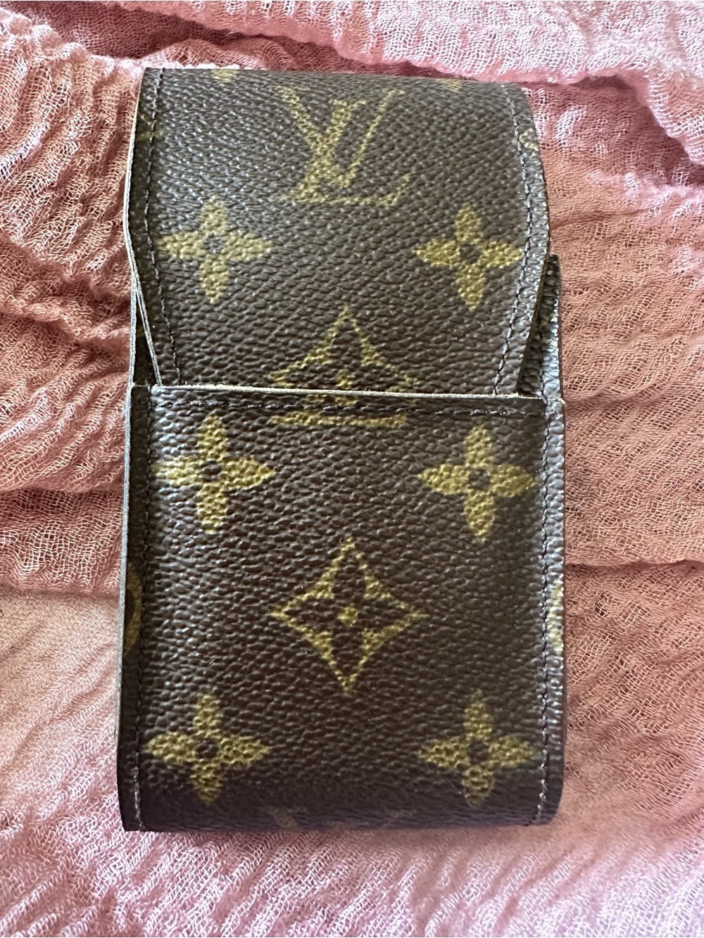 Vintage Louis Vuitton Etui Cigarette case. Excellent Condition
